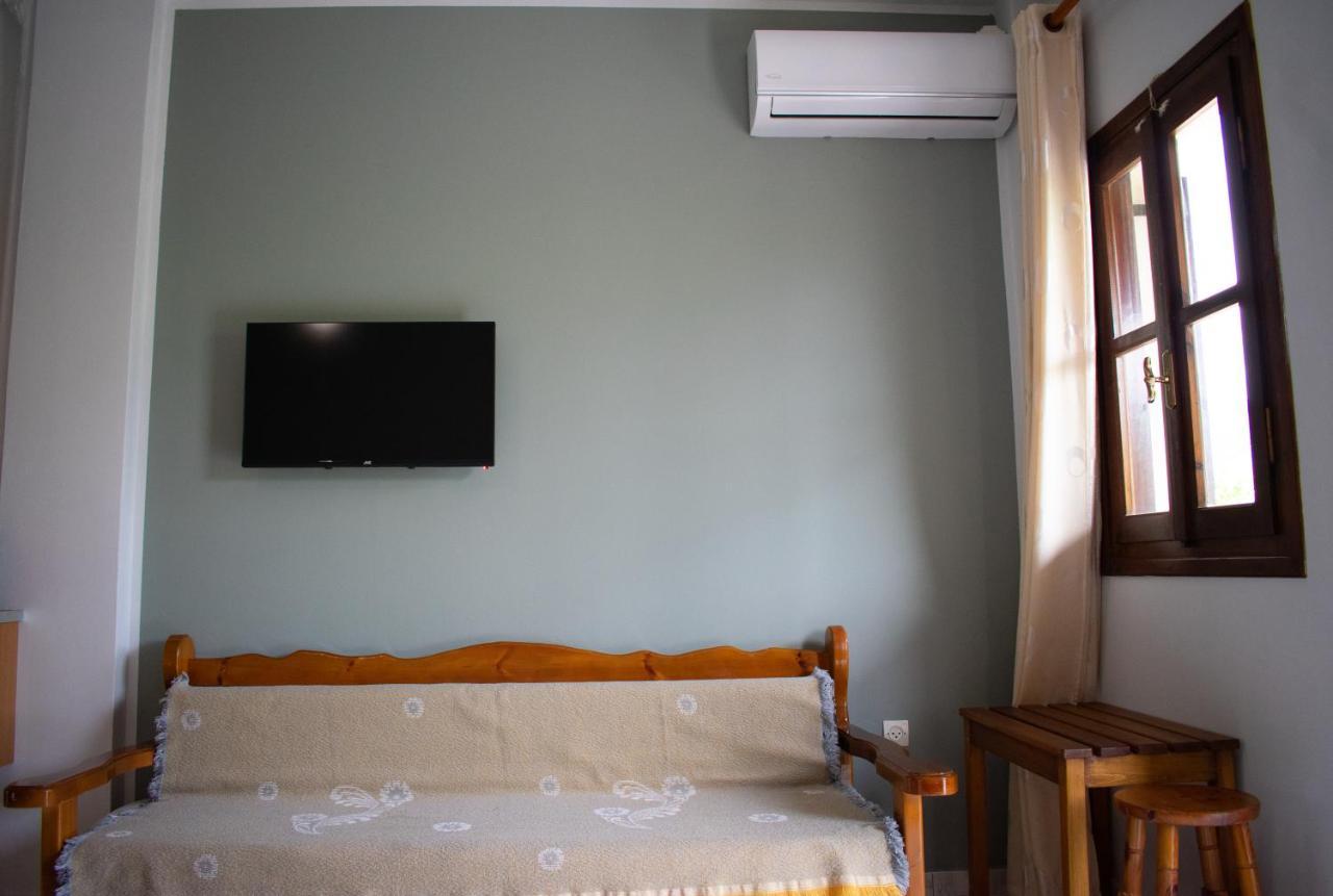 Theano Apartments Stoupa Exterior photo